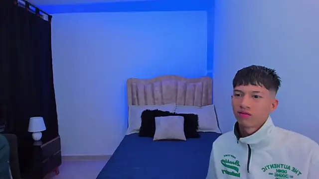 Juan Nd Steven online show from October 4, 4:07 am