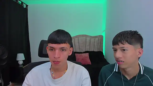 Juan Nd Steven online show from September 24, 4:22 am