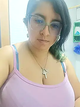 Snapshot of _Angelinaandrade_ chatting on October 24, 1:12 am  Angelinaandrade  online show from October 24, 1:12 am