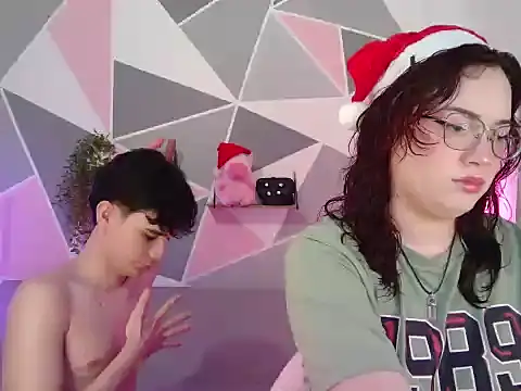 AndrewAnndCherry online show from December 20, 1:20 am