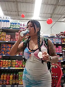 Snapshot of luisa16xxx chatting on October 1, 7:08 pm luisa16xxx online show from October 1, 7:08 pm