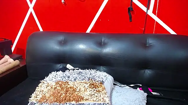 loly bigbooty4u online show from December 3, 10:17 am