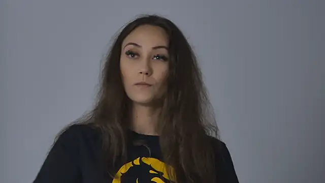 Snapshot of AliceMunro chatting on September 23, 7:23 pm AliceMunro online show from September 23, 7:23 pm