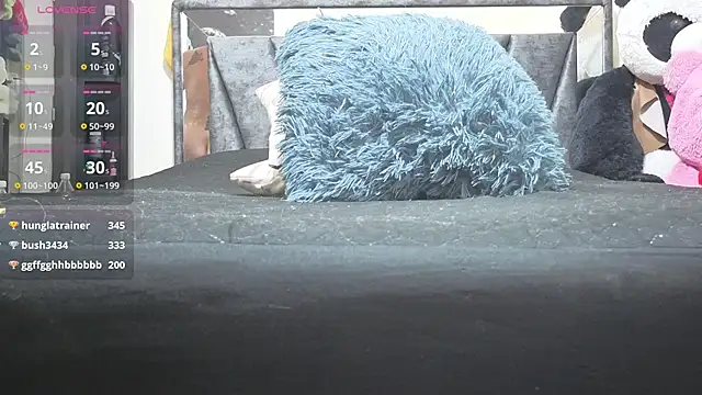 Hotsamantamature online show from October 1, 10:15 pm