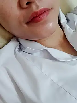  Attractivegirl33 online show from October 1, 4:39 am