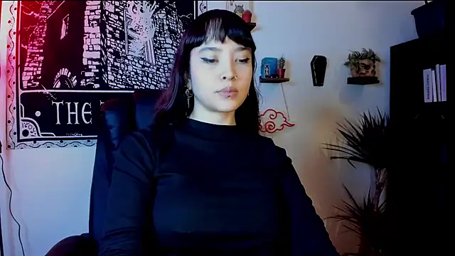 Demongirl6666 online show from October 9, 6:23 pm