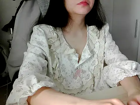 Yin-girl online show from January 16, 5:42 pm