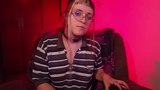 NEXT DOOR GIRL  online show from February 16, 11:37 pm