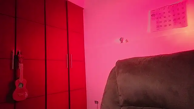 NEXT DOOR GIRL  online show from December 17, 11:09 pm