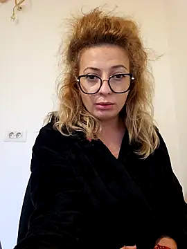 Selenna emma online show from October 1, 1:38 pm