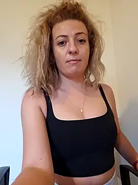 Selenna emma online show from September 15, 2:25 pm