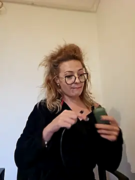 Selenna emma online show from October 2, 1:49 pm