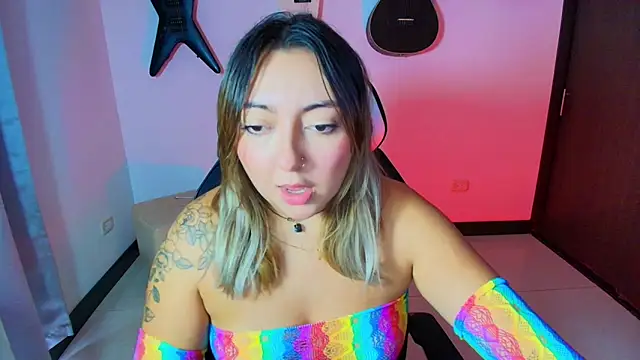 miaawild online show from November 9, 7:54 pm