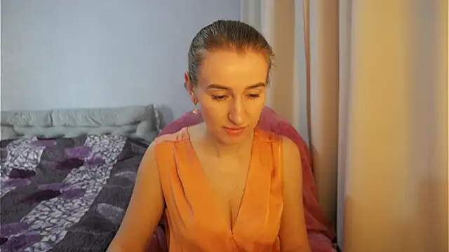 Sophiloren online show from March 7, 11:28 am