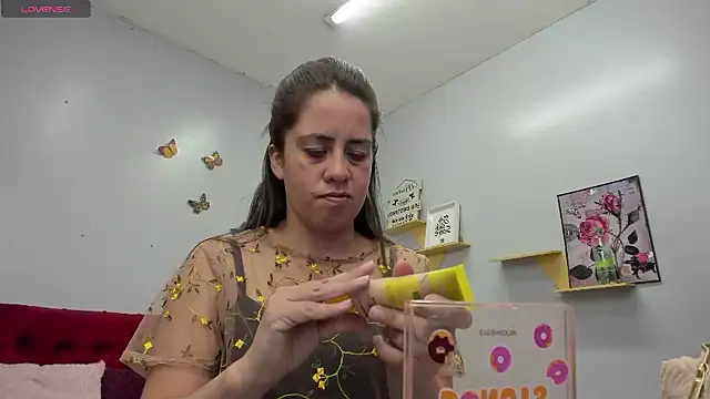 kathina giraldo online show from October 15, 12:52 pm