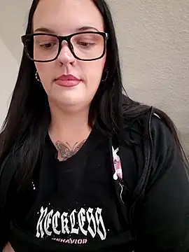 Jujuicy 97 online show from May 27, 2:03 pm