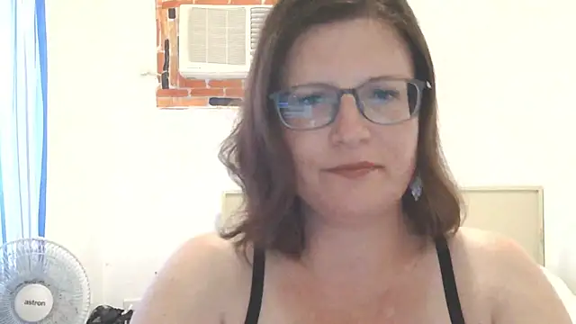 CrimsonMistress online show from March 29, 10:31 pm