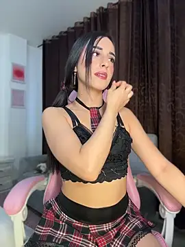 itsmadely online show from April 16, 10:01 pm