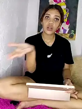 1CANDYLOVE online show from October 30, 3:09 am