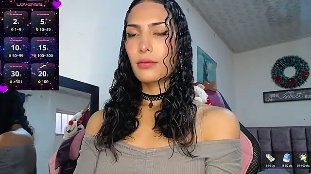 Jessica princes online show from December 5, 6:31 pm