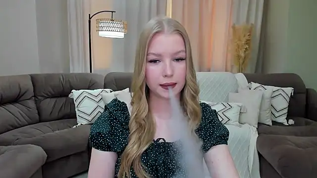 shy  lady online show from May 31, 11:27 am