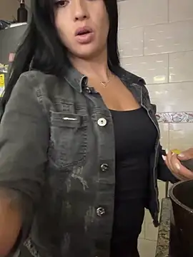 Sara luna  online show from April 6, 3:02 pm