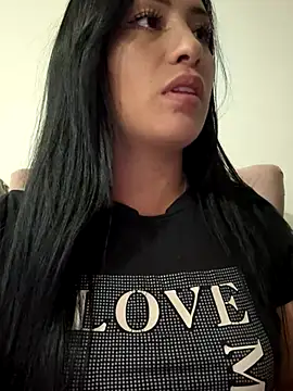 Sara luna  online show from December 5, 1:16 am