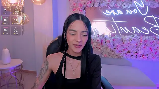 HannahJamesX online show from January 18, 3:36 am