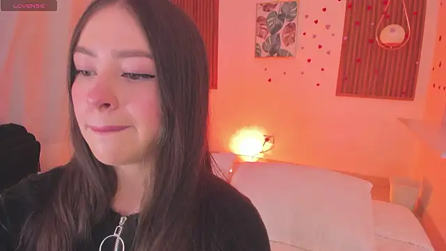 TiffanyWright online show from February 14, 1:46 pm