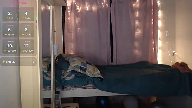 makennaa  online show from October 29, 10:19 am