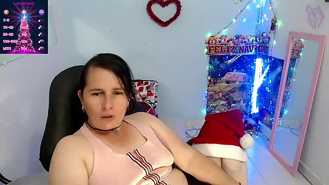 victoria jones online show from December 17, 6:01 pm