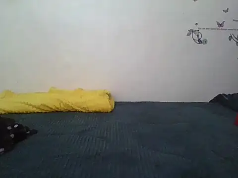 wildnastia online show from June 11, 5:15 am