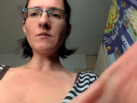 Milky hairy mommy online show from September 17, 8:18 pm