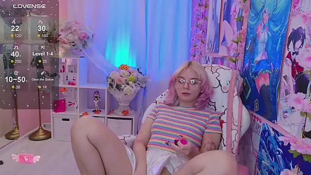 Coconut Mia online show from October 22, 4:23 pm