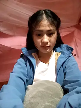 trieungoclnt online show from November 27, 3:53 am