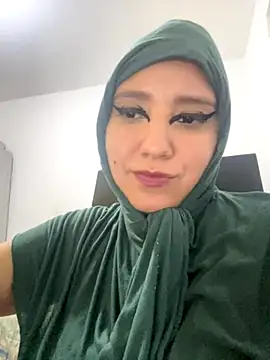 hannahayat online show from October 31, 10:58 pm