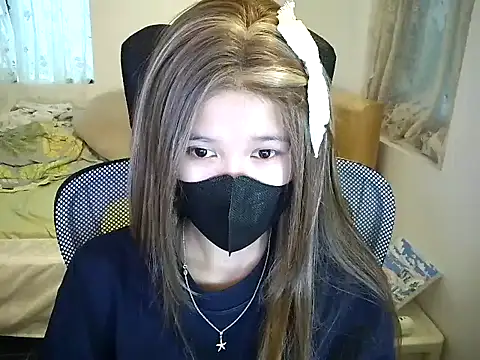 shi qi1i online show from March 20, 8:30 am