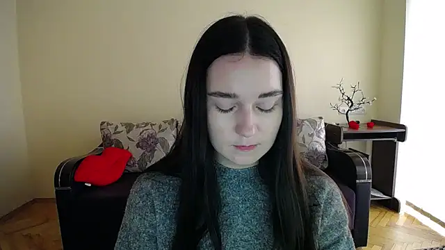 Pretty shy online show from November 18, 9:43 am