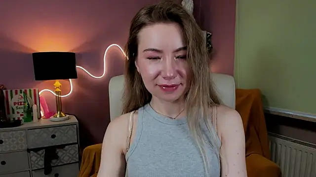 Mia Tasty online show from November 14, 7:41 am