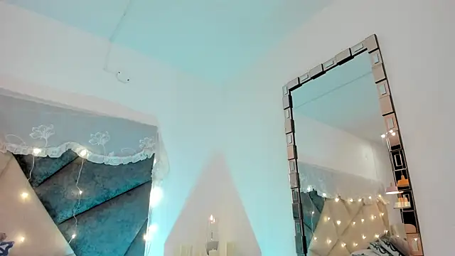 BonnieCute  online show from November 1, 1:32 am