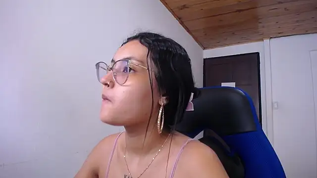 kathe-mills235 online show from September 18, 12:37 pm