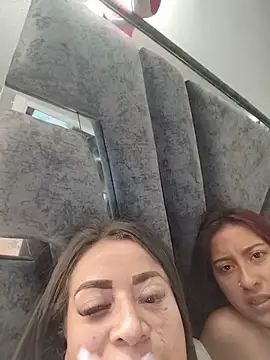 Alona Evans online show from April 8, 7:38 pm