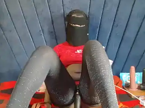 Layla Amish1 online show from June 26, 4:41 pm