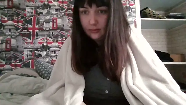 Lynylou online show from November 16, 11:32 am