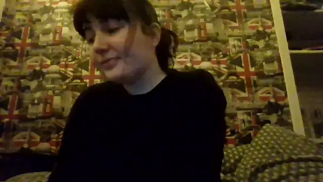 Lynylou online show from January 16, 9:22 pm