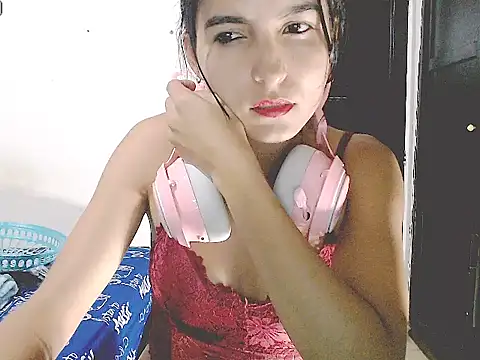 tifany19  online show from November 9, 1:33 am