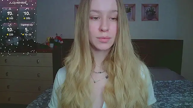 Lily  Devil online show from February 7, 12:31 pm