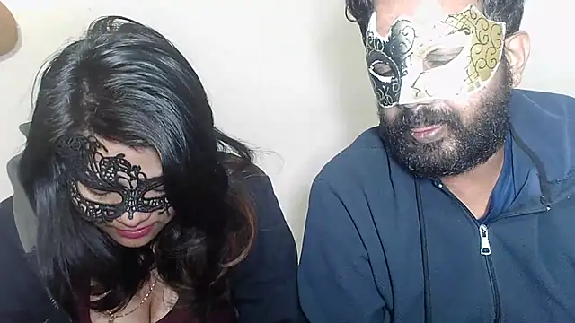 Cutehornycouples online show from December 3, 4:53 pm