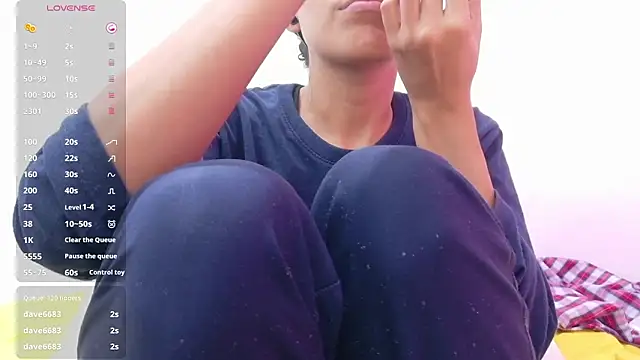 yourcuteneighbourr online show from March 6, 5:13 am