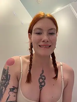 Liv Fay online show from March 11, 3:47 pm